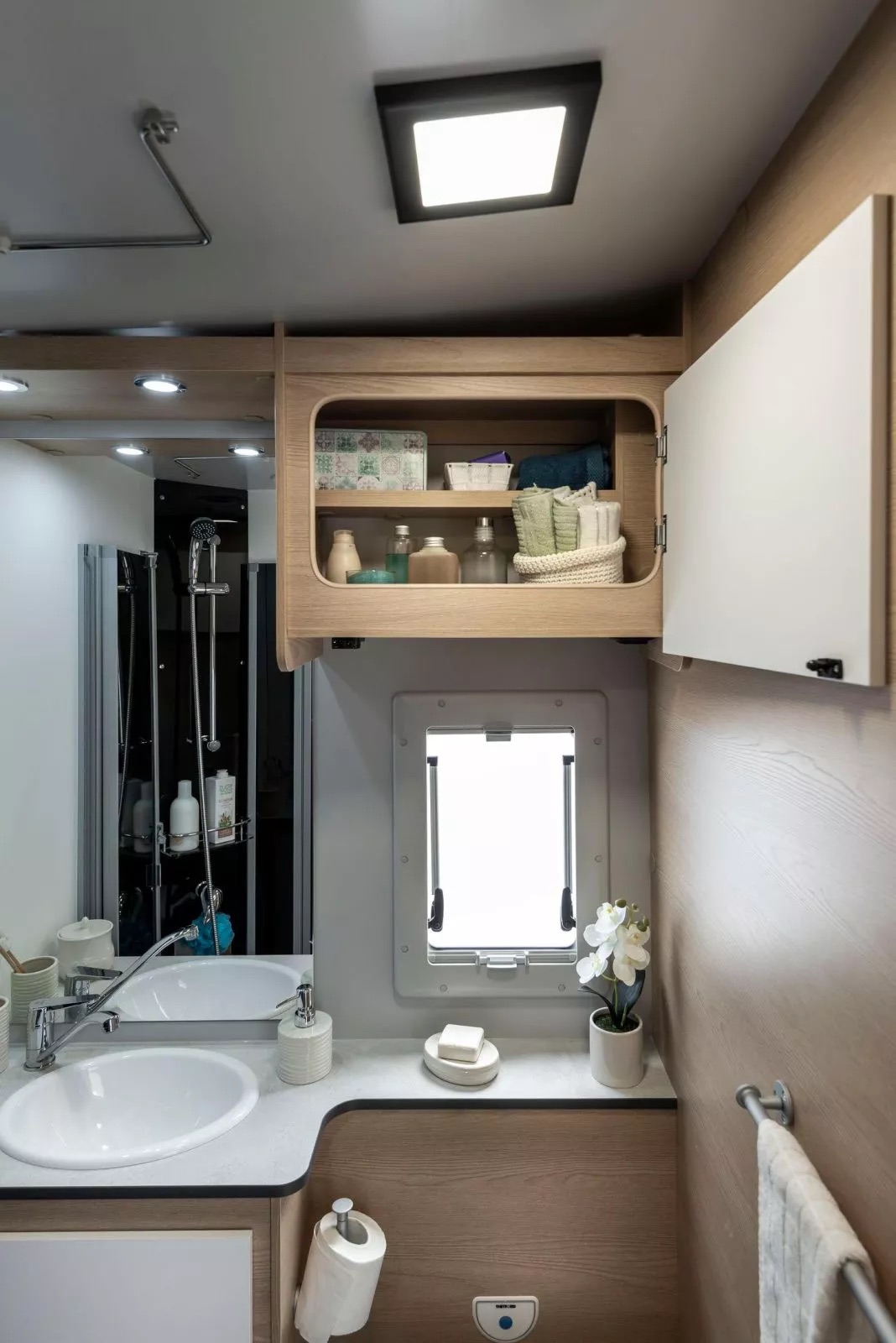 siena-485-042_fee88d11f2e5b22869b7ad6b1e8d4760